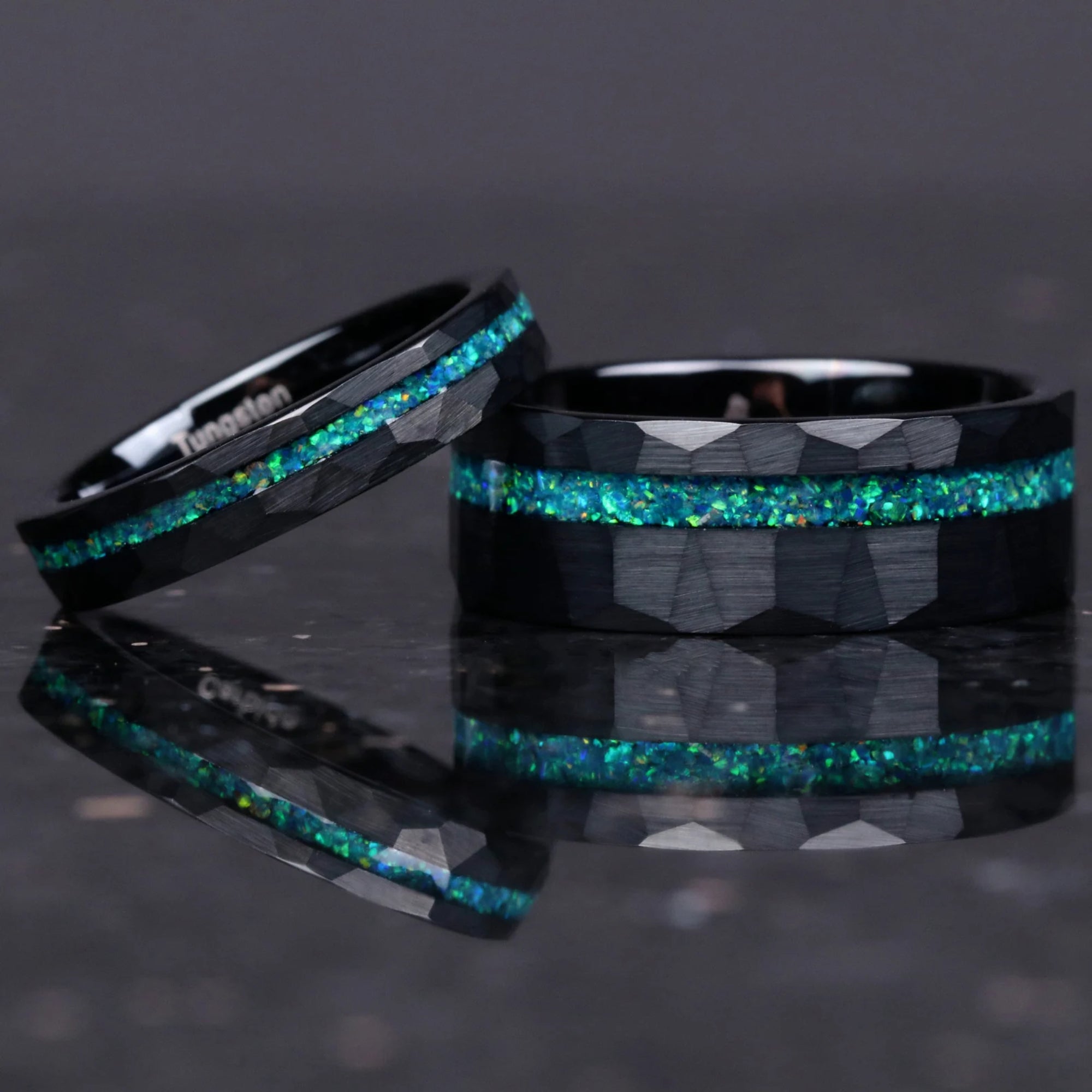 Enigma - Ringe Fur Paare - Wolfram Ring - Grüne Opal Einlage - Jubiläumsring, Ehering - Monetto Ringe
