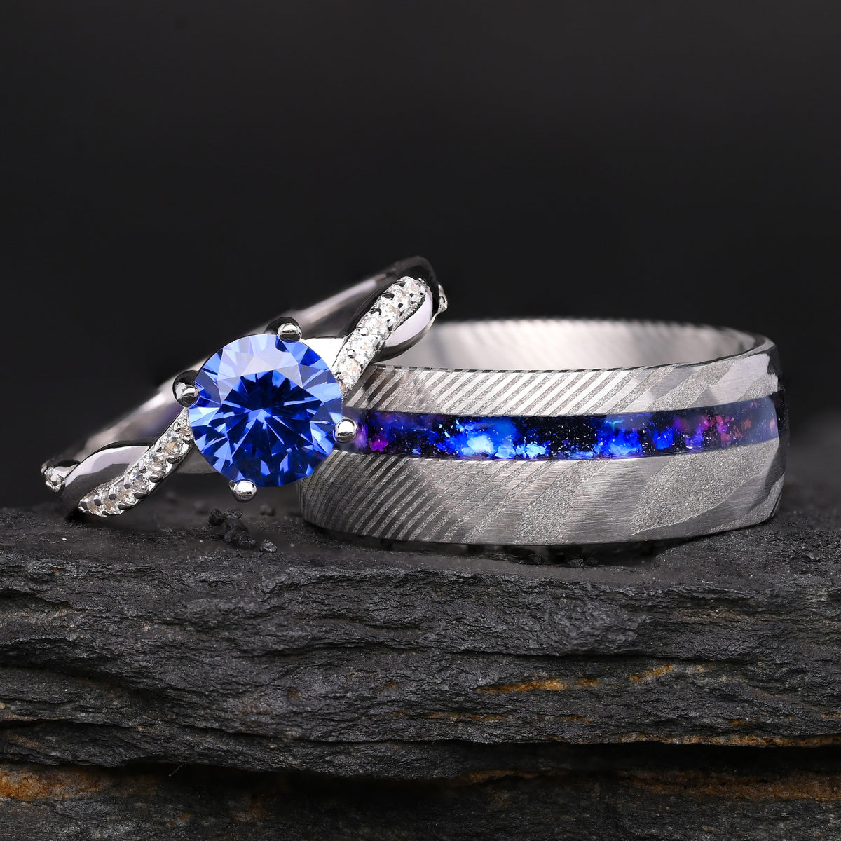 Todelte Ringe Space Dust - Ringe Set - Ringe für Paare | Damaststahl und Nebeleinlage